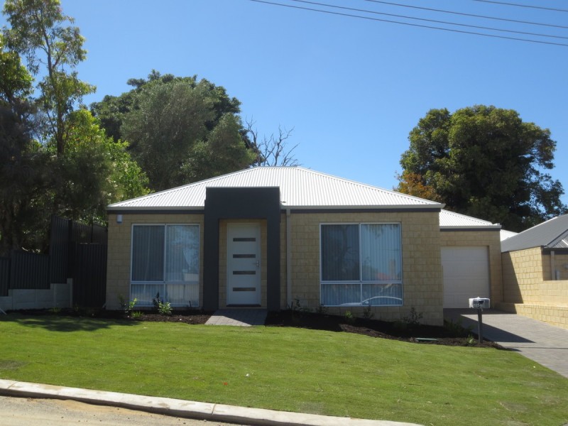 2 Earnley Way, Balga WA 6061