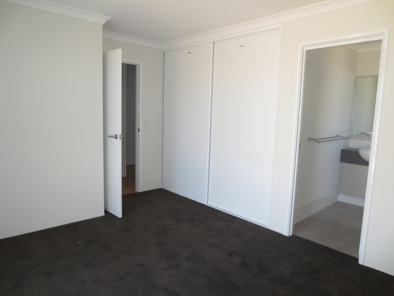 2 Earnley Way, Balga WA 6061