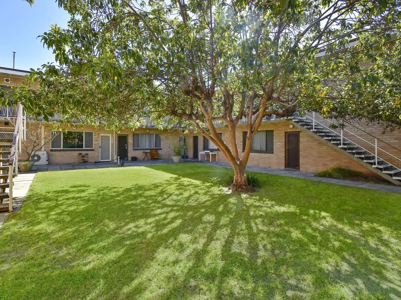 5A/92 Alexander Drive, Dianella WA 6059