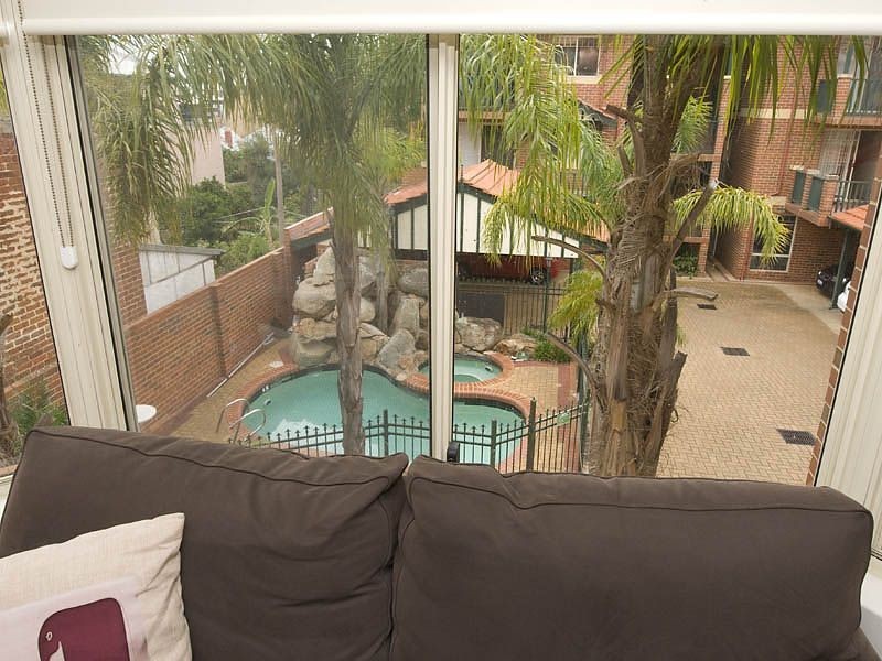 3/42 Bronte Street, East Perth WA 6004