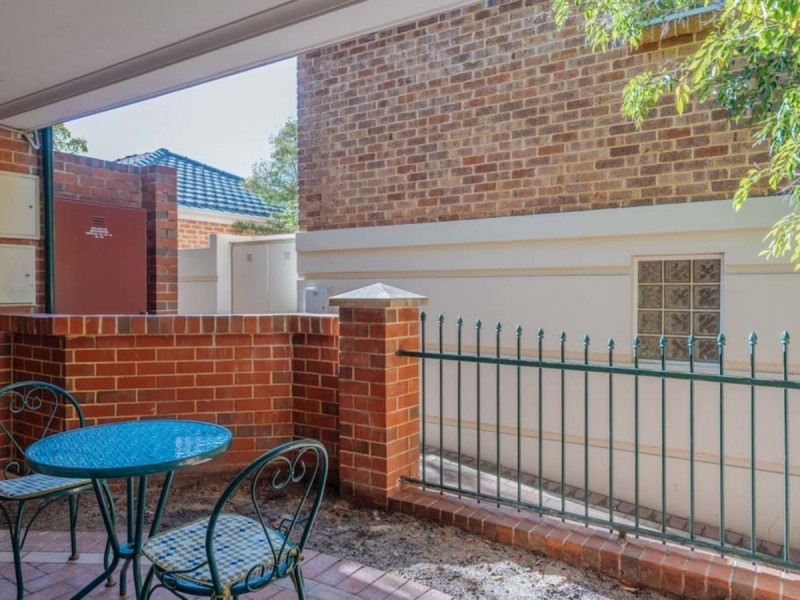 37/30 Bishops Row, East Perth WA 6004