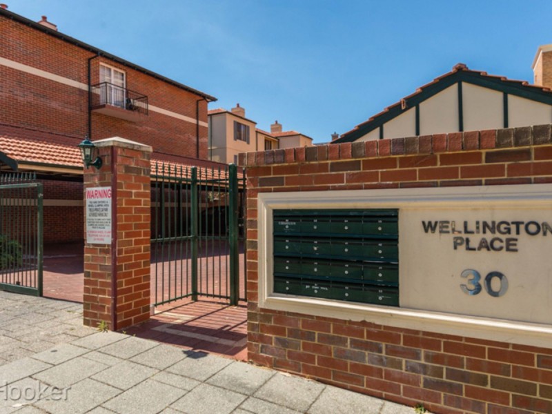 37/30 Bishops Row, East Perth WA 6004