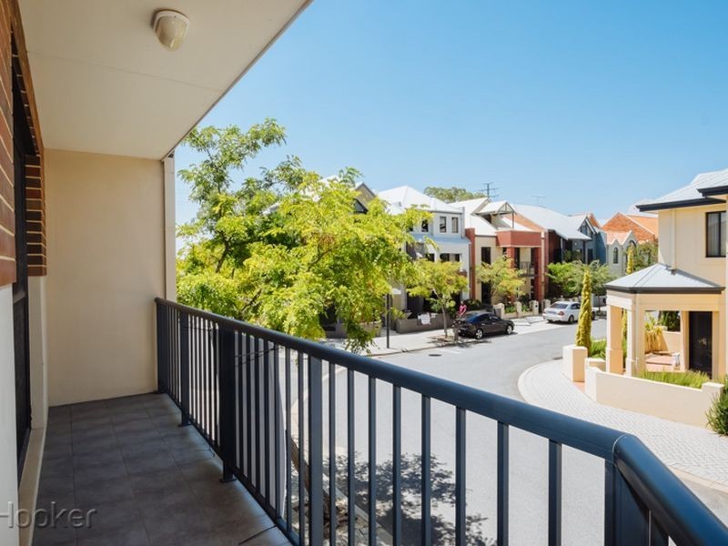 11A Tully Road, East Perth WA 6004