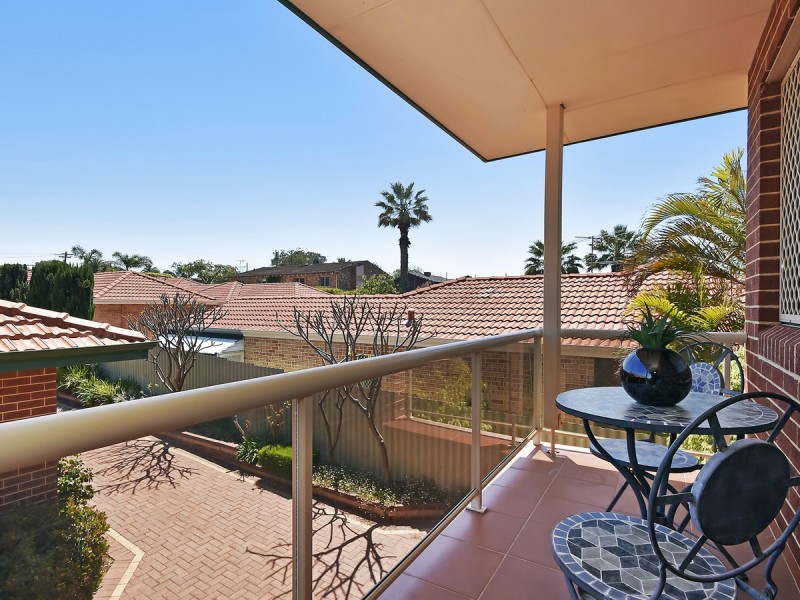 4/6 Fletcher Street, Yokine WA 6060
