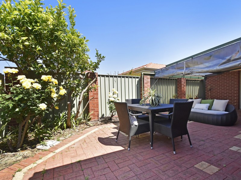 4/6 Fletcher Street, Yokine WA 6060