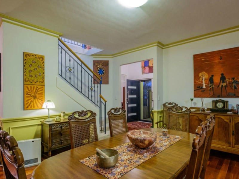 6 Mulberry Way, East Perth WA 6004