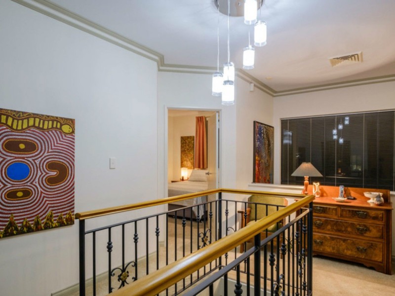 6 Mulberry Way, East Perth WA 6004