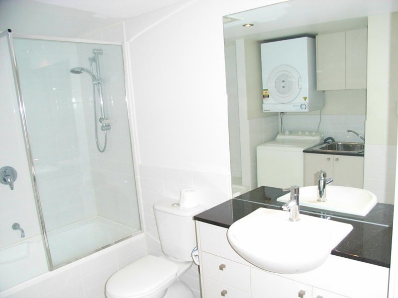 2/131 Adelaide Terrace, East Perth WA 6004