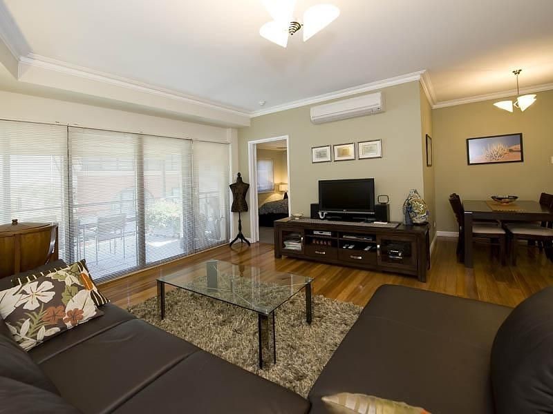 1/96 Royal Street, East Perth WA 6004