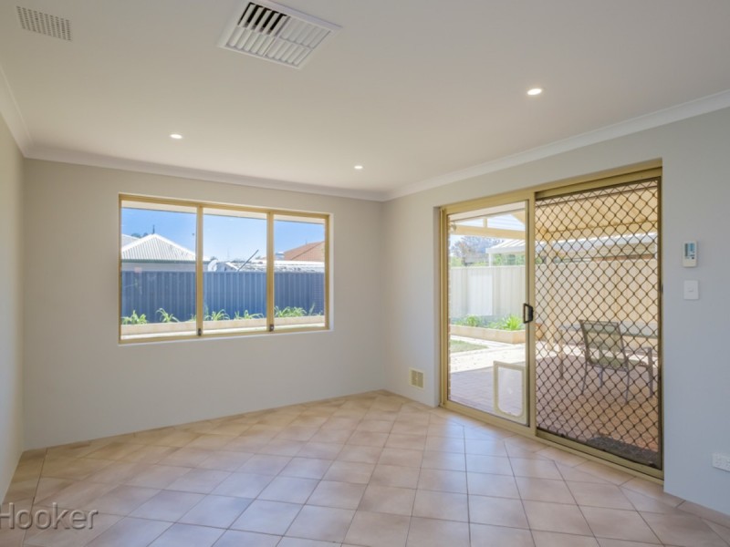9 Kalkite Close, Ballajura WA 6066