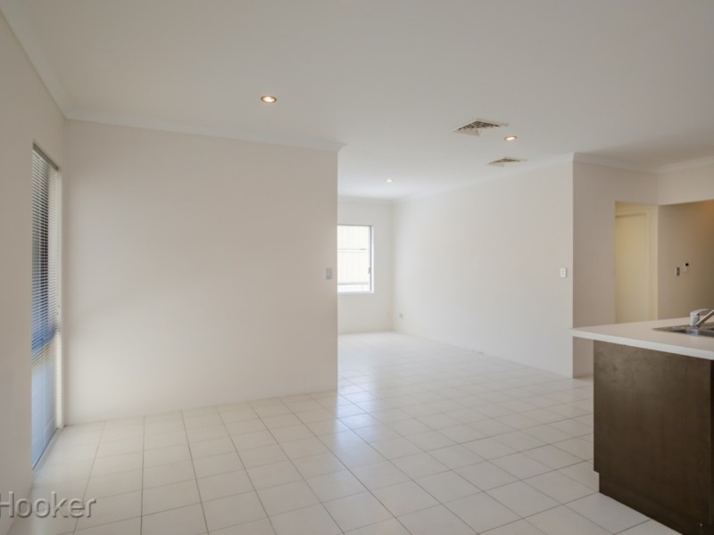 16a Lowes Street, Cloverdale WA 6105