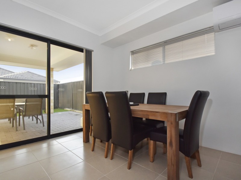 19 Donatti Retreat, Caversham WA 6055