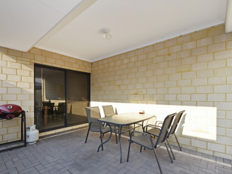 19 Donatti Retreat, Caversham WA 6055