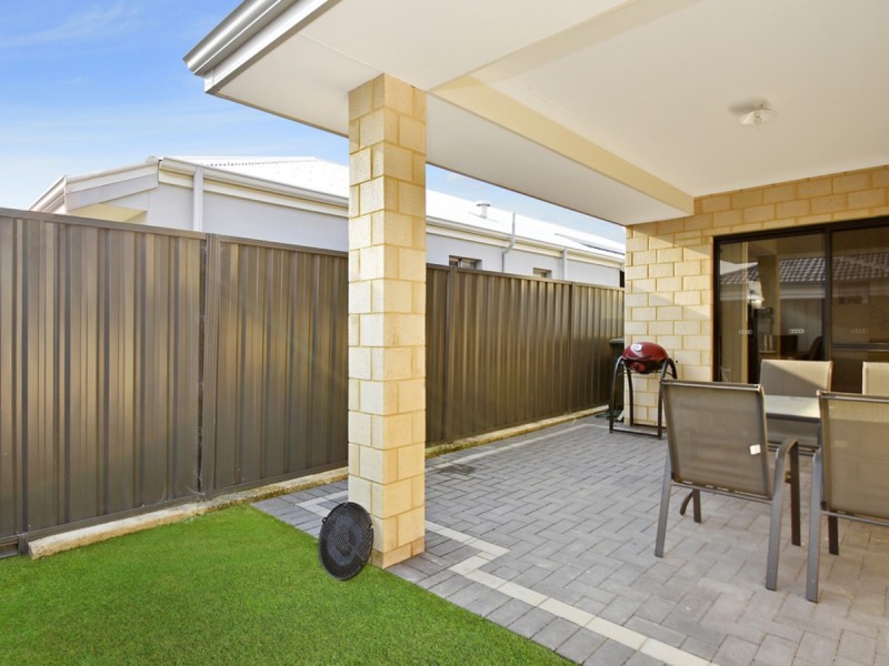 19 Donatti Retreat, Caversham WA 6055