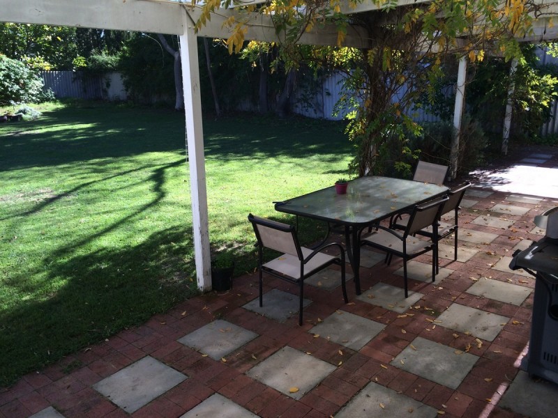 17 Mountjoy Road, Nedlands WA 6009