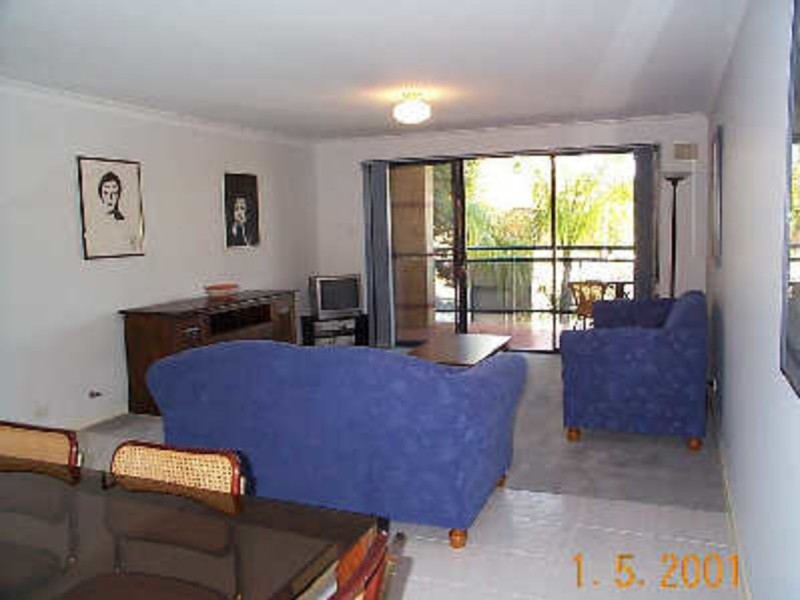 2/30 Bronte Street, East Perth WA 6004