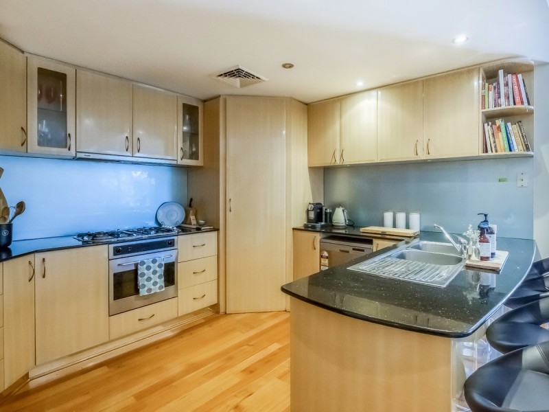 1/12 Tully Road, East Perth WA 6004