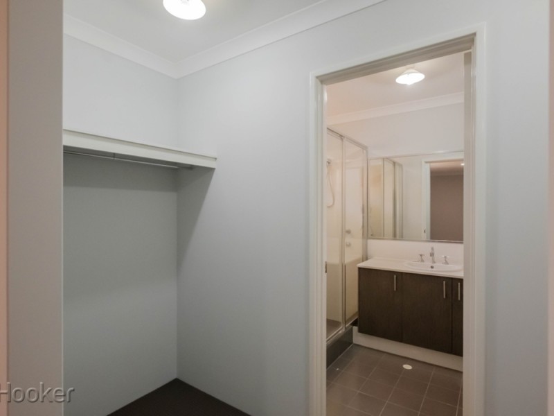 25 Sidgwick Avenue, Piara Waters WA 6112