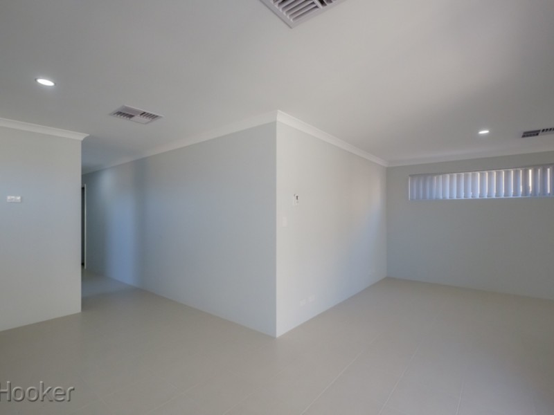 25 Sidgwick Avenue, Piara Waters WA 6112