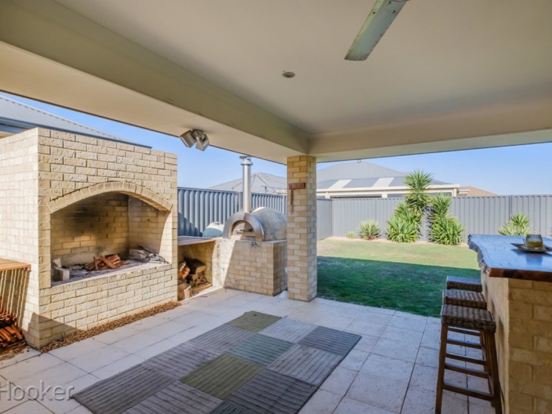 64 Wistful Parade, Aveley WA 6069