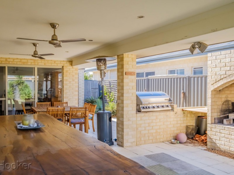64 Wistful Parade, Aveley WA 6069