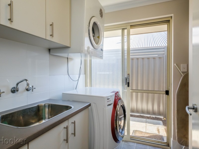 64 Wistful Parade, Aveley WA 6069