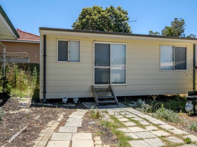 20A Birchley Crescent, Balga WA 6061