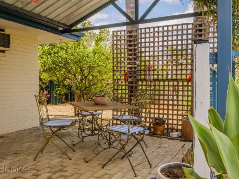 26 Hope Road, Bibra Lake WA 6163