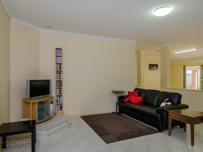 43 Teakwood Loop, Thornlie WA 6108