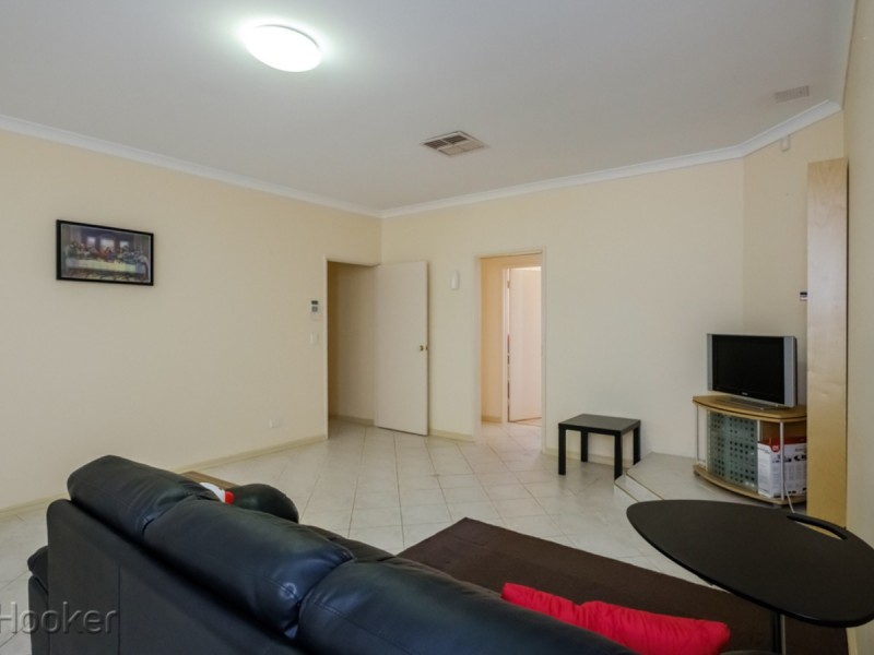 43 Teakwood Loop, Thornlie WA 6108