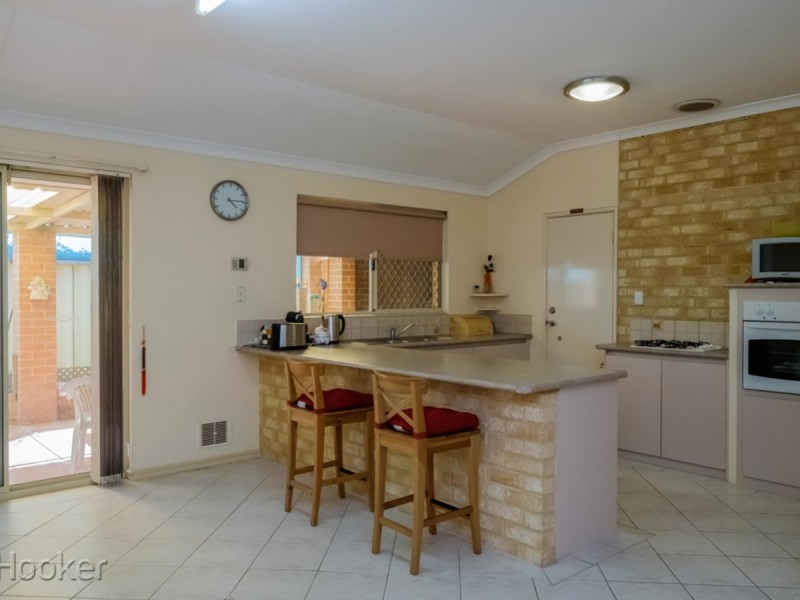 43 Teakwood Loop, Thornlie WA 6108