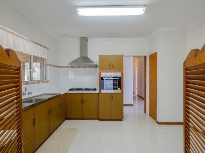 611 Beach Road, Warwick WA 6024