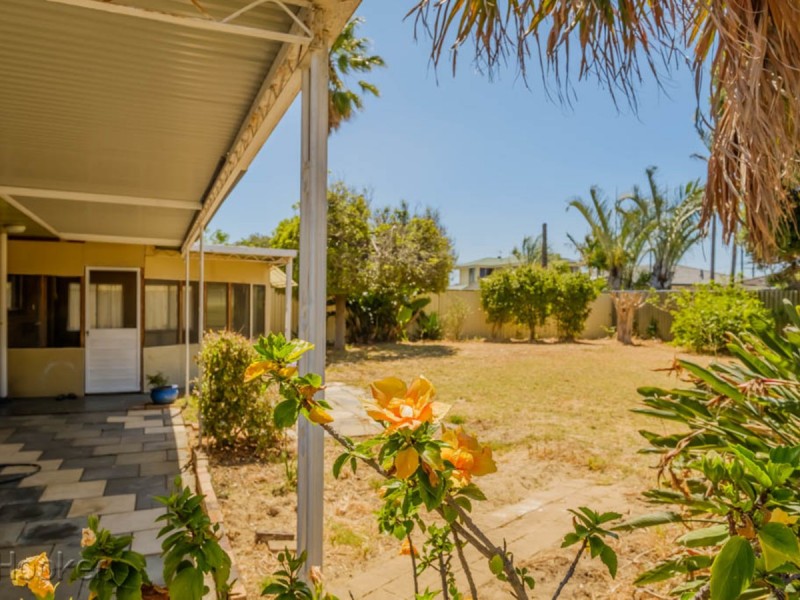 611 Beach Road, Warwick WA 6024