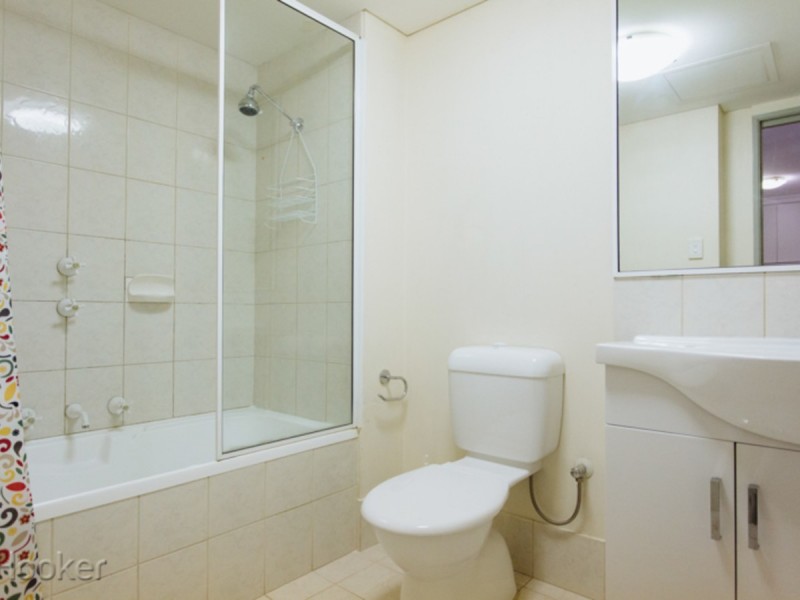 18/23 Wellington Street, East Perth WA 6004