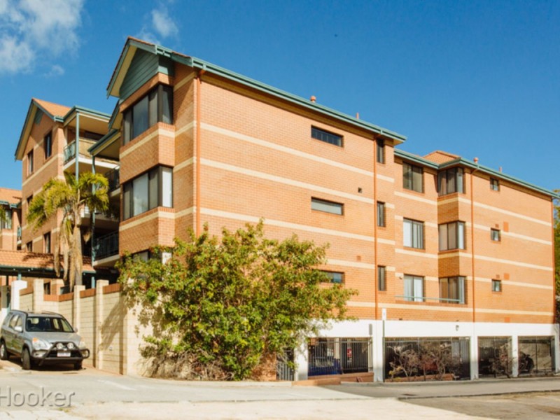 18/23 Wellington Street, East Perth WA 6004