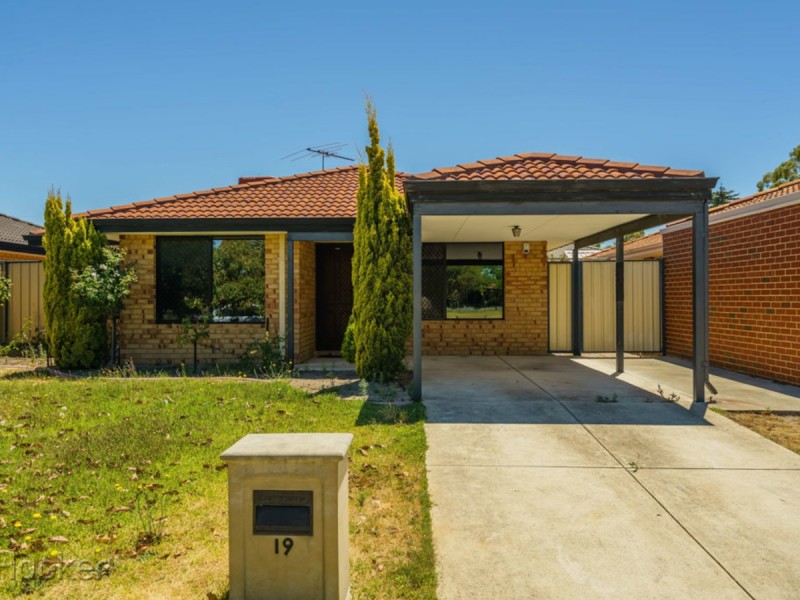 19 Irene McCormack, Queens Park WA 6107