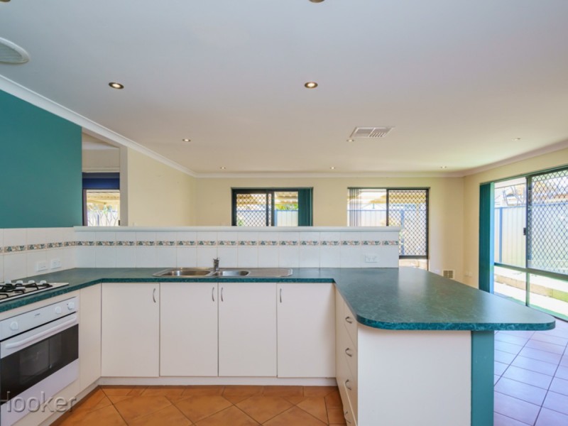 19 Irene McCormack, Queens Park WA 6107