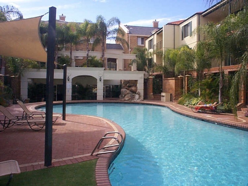 53/30 Bishops Row, East Perth WA 6004