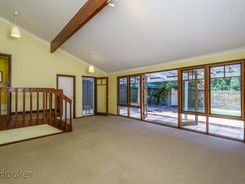 17 Vista Street, Kensington WA 6151