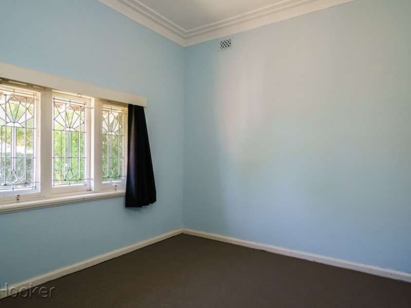 17 Vista Street, Kensington WA 6151