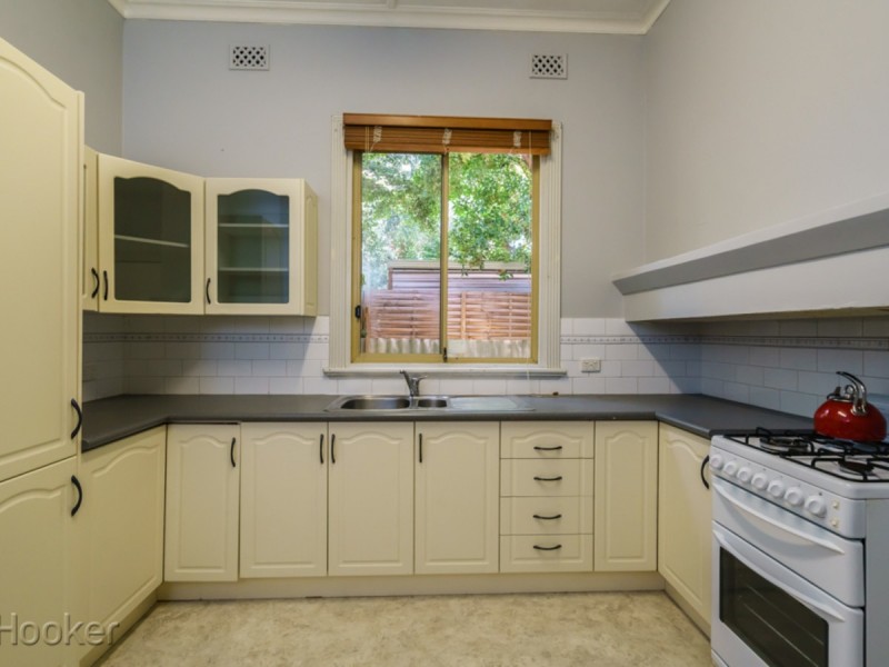 17 Vista Street, Kensington WA 6151