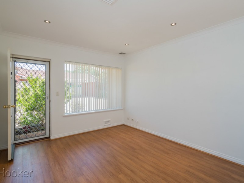 7/27 Mosiac Street East, Shelley WA 6148