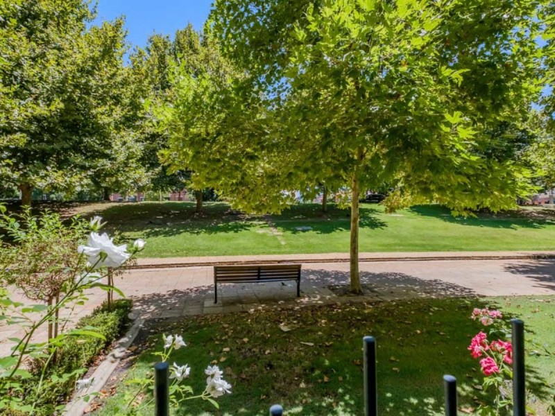 3/32 Eastbrook Terrace, East Perth WA 6004