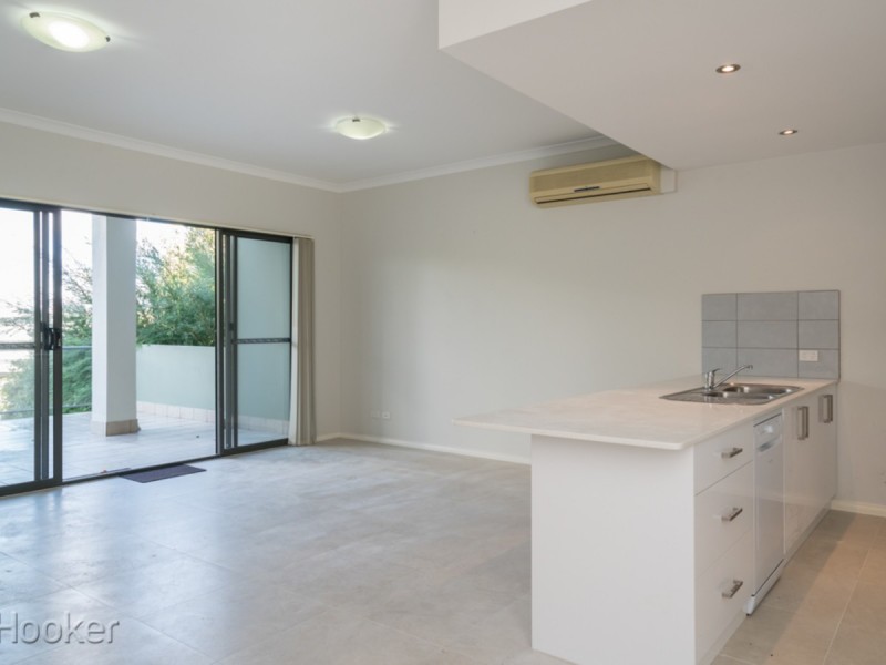 1/14 Waterloo Crescent, East Perth WA 6004