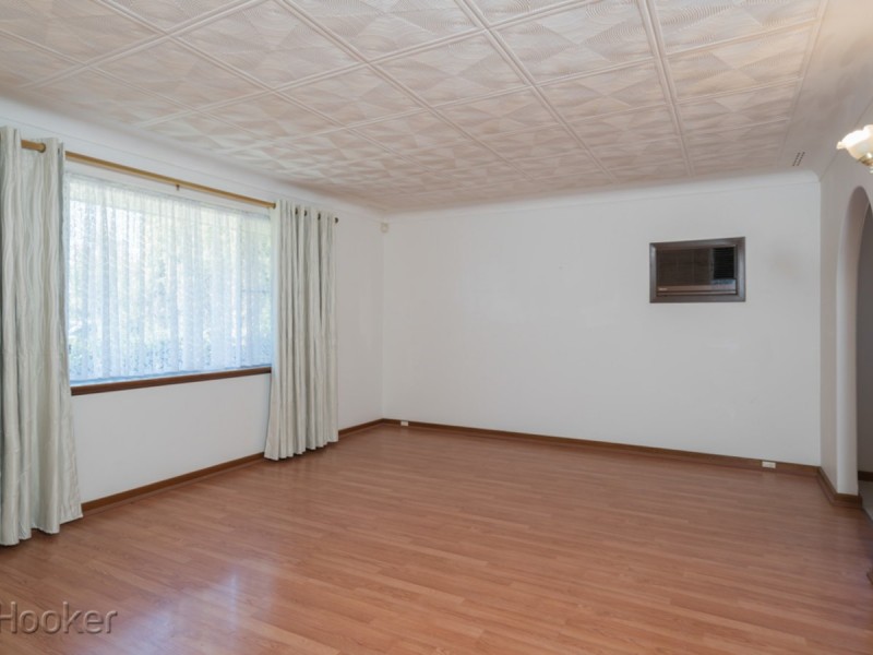 319 Alexander Drive, Dianella WA 6059