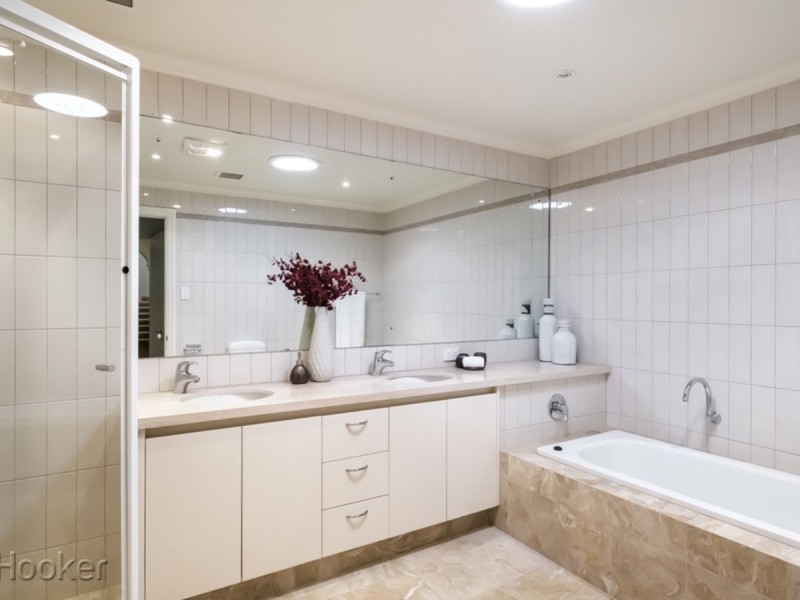 9/1 Royal Street, East Perth WA 6004