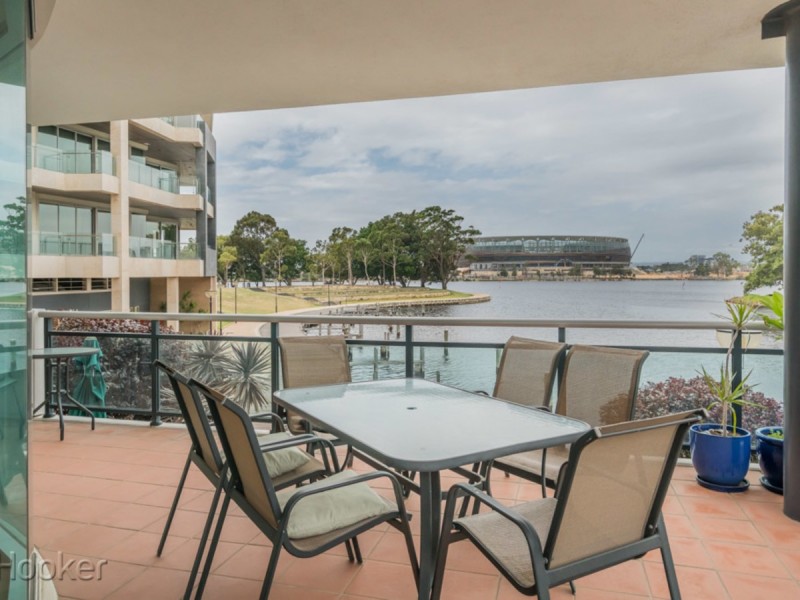 2/1 Henry Lawson Walk, East Perth WA 6004