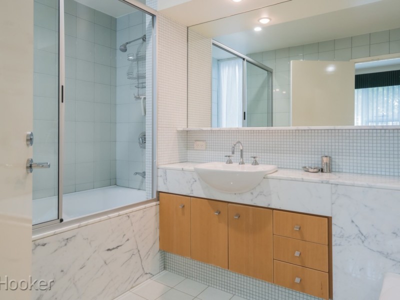 2/1 Henry Lawson Walk, East Perth WA 6004