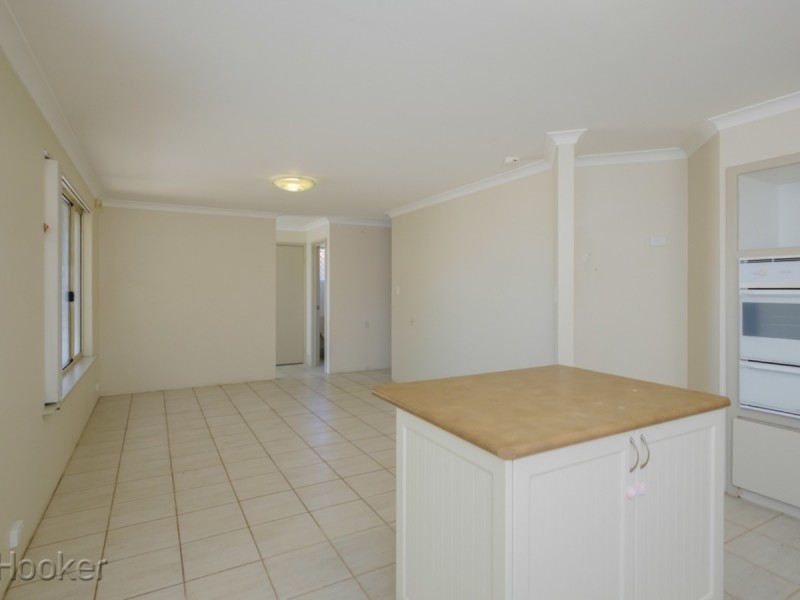 15 Weetman Cove, Cannington WA 6107