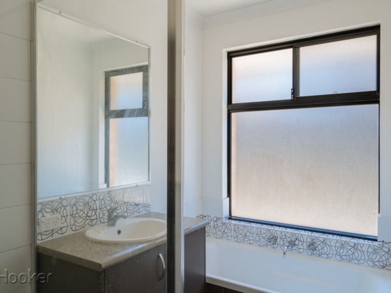 49 Summerville Boulevard, Caversham WA 6055